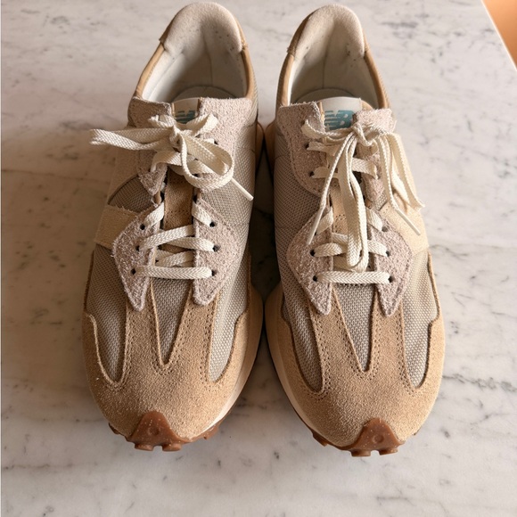New Balance Cream and Tan Sneakers - Picture 4 of 5